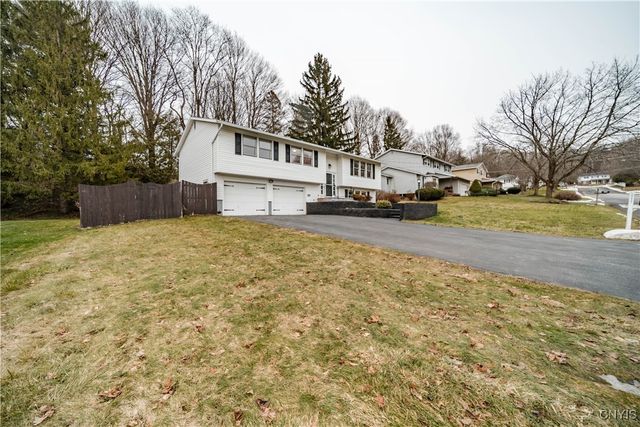 117 Emann Drive, Camillus, NY 13031