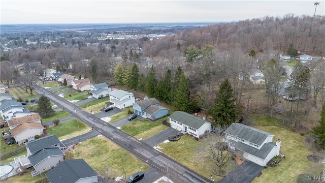 117 Emann Drive, Camillus, NY 13031