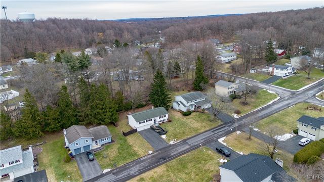 117 Emann Drive, Camillus, NY 13031