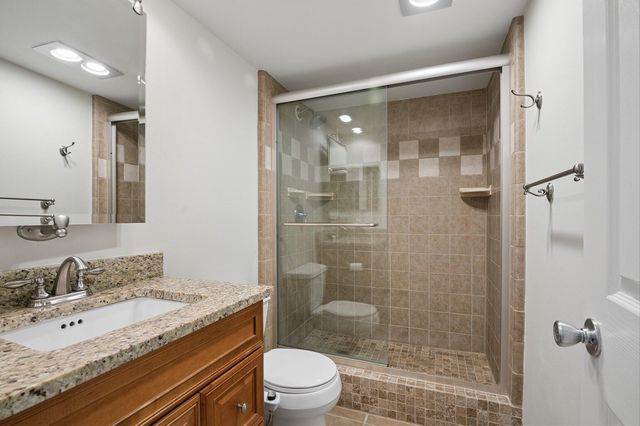 804 Cypress Grove Lane 104, Pompano Beach, FL 33069