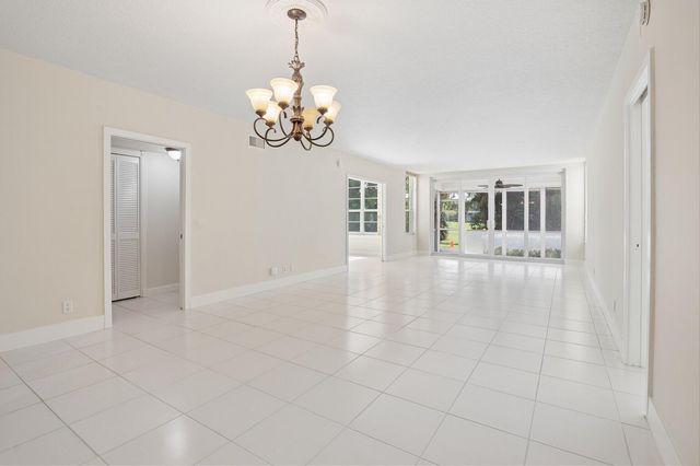 804 Cypress Grove Lane 104, Pompano Beach, FL 33069