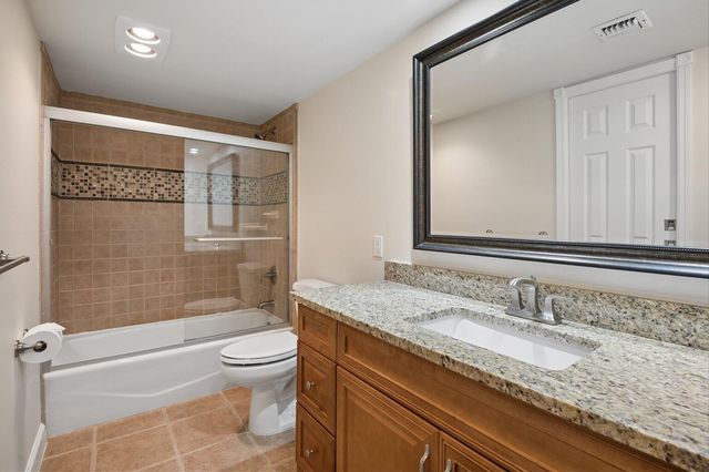 804 Cypress Grove Lane 104, Pompano Beach, FL 33069
