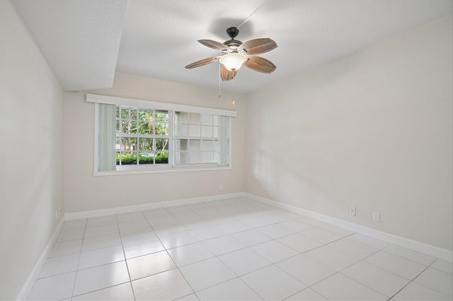 804 Cypress Grove Lane 104, Pompano Beach, FL 33069