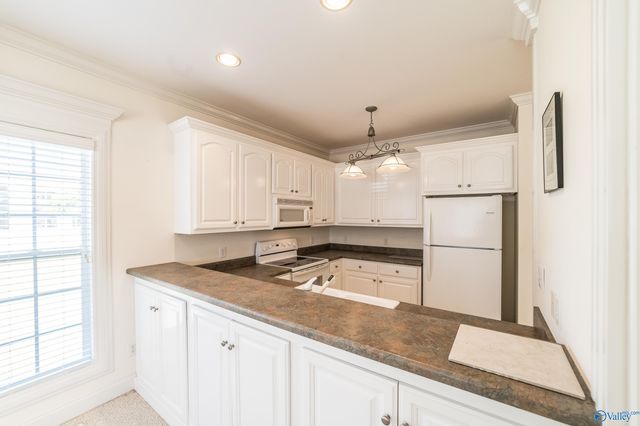 5699 Bay Village Drive, Athens, AL 35611