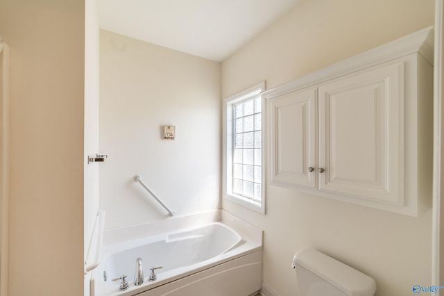 5699 Bay Village Drive, Athens, AL 35611