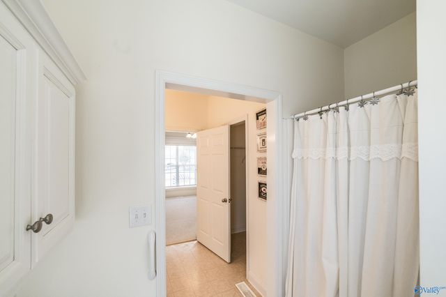 5699 Bay Village Drive, Athens, AL 35611
