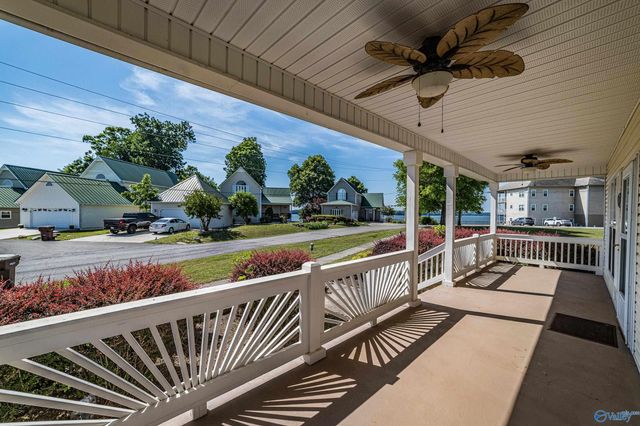 5699 Bay Village Drive, Athens, AL 35611