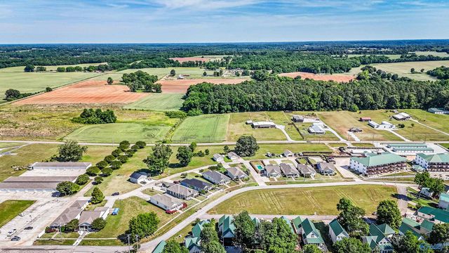 5699 Bay Village Drive, Athens, AL 35611