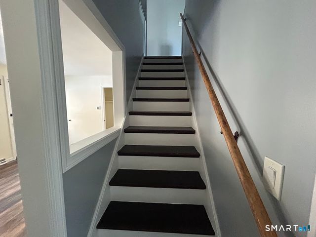 244 Woodlawn Circle, East Hartford, CT 06108