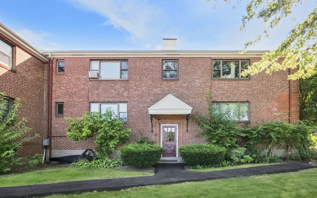 85 Norwood Avenue B, Newton, MA 02459