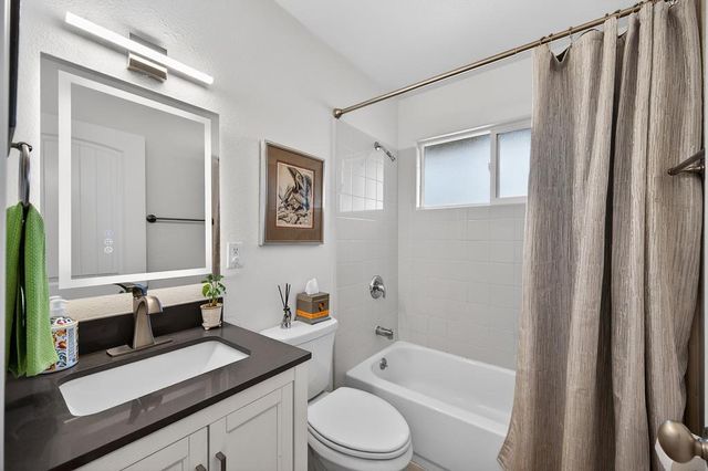 1008 Hanover Ct, El Dorado Hills, CA 95762