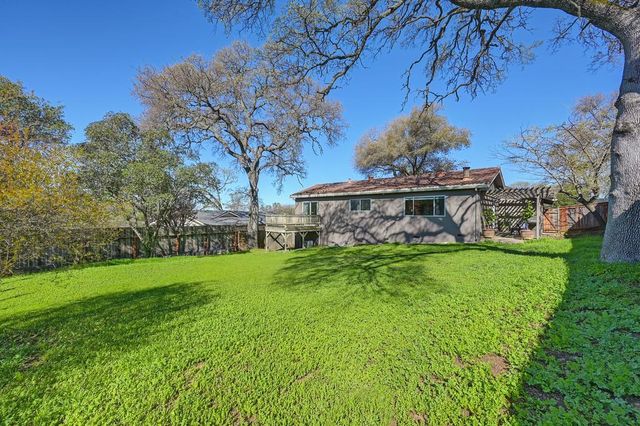 1008 Hanover Ct, El Dorado Hills, CA 95762