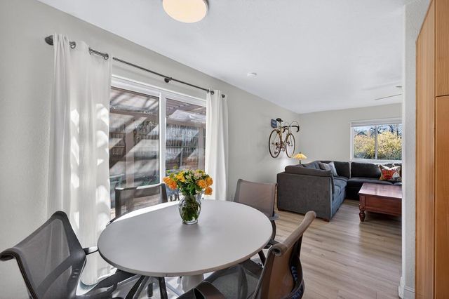 1008 Hanover Ct, El Dorado Hills, CA 95762