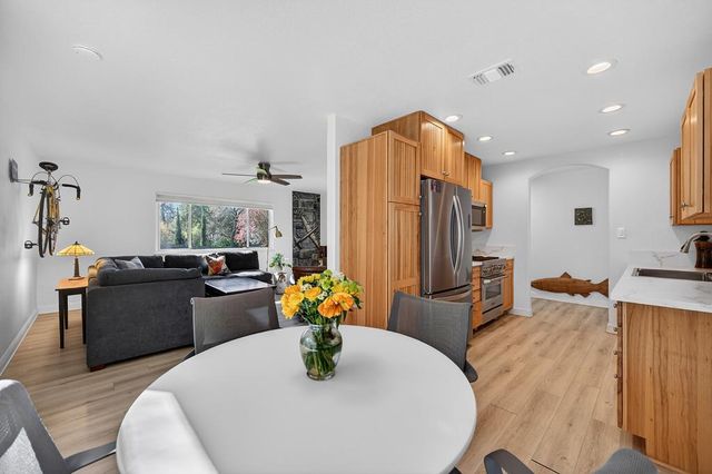 1008 Hanover Ct, El Dorado Hills, CA 95762