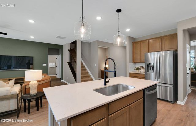 3001 Catalpa Glen Dr, Fisherville, KY 40023