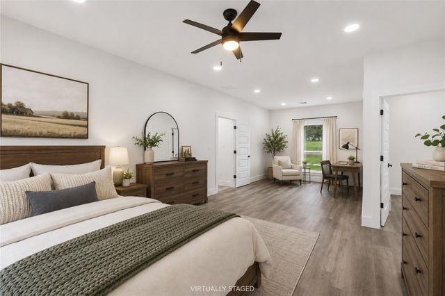 337 Smitty LN, Lockhart, TX 78644