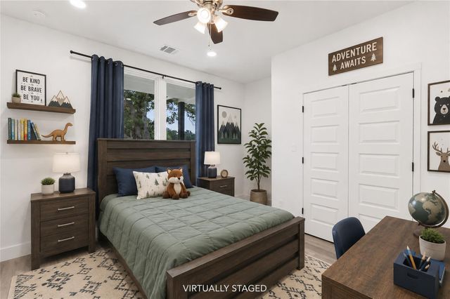 337 Smitty LN, Lockhart, TX 78644