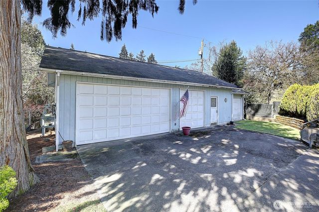 14555 8th Avenue NE, Shoreline, WA 98155