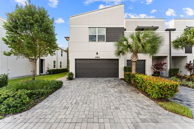 1780 Lindley Street, Mangonia Park, FL 33407