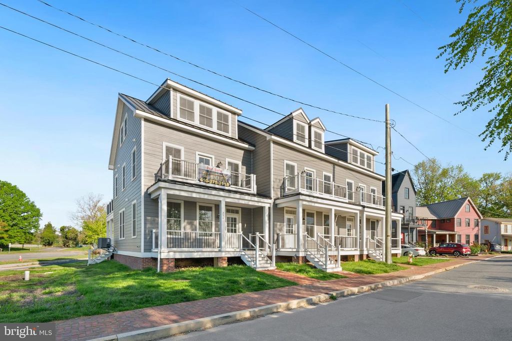 226 S WATER STREET, Chestertown, MD 21620