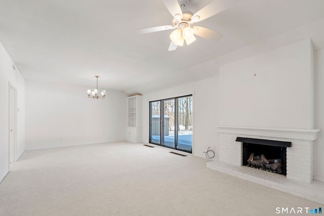 745 Heritage Village B, Southbury, CT 06488