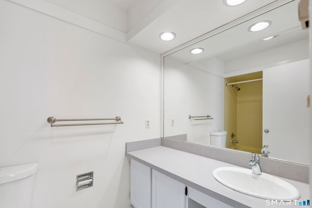 745 Heritage Village B, Southbury, CT 06488