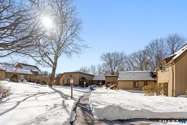 745 Heritage Village B, Southbury, CT 06488