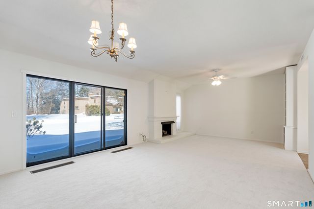 745 Heritage Village B, Southbury, CT 06488