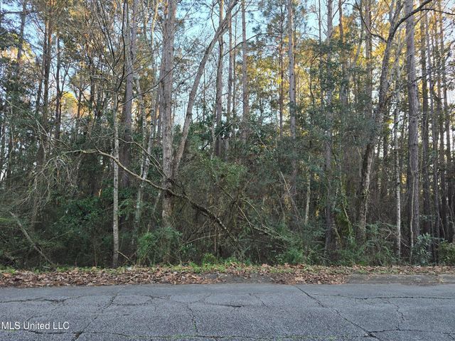 12310 Barbara Drive, Gulfport, MS 39503