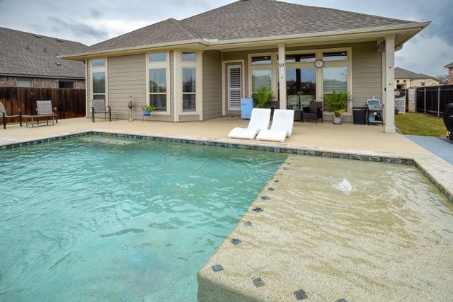 114 Millsaps CT, Bastrop, TX 78602