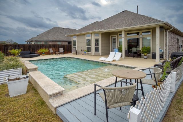 114 Millsaps CT, Bastrop, TX 78602