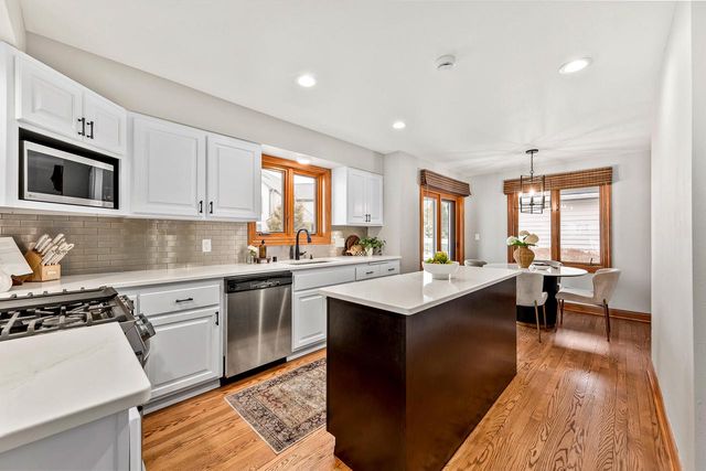 W177S7495 Harbor CIRCLE, Muskego, WI 53150