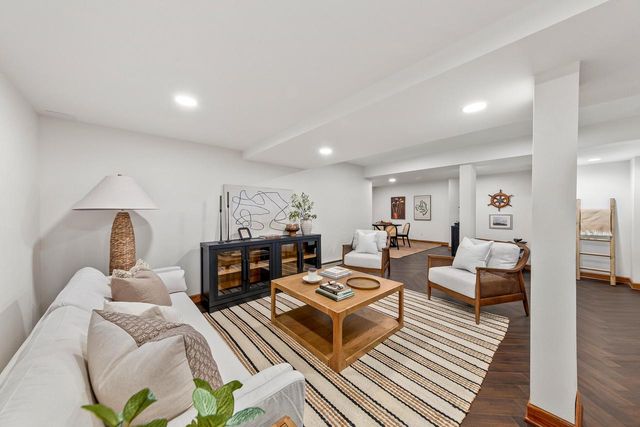 W177S7495 Harbor CIRCLE, Muskego, WI 53150