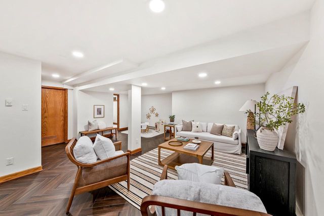 W177S7495 Harbor CIRCLE, Muskego, WI 53150