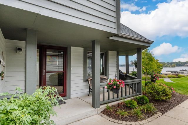 W177S7495 Harbor CIRCLE, Muskego, WI 53150