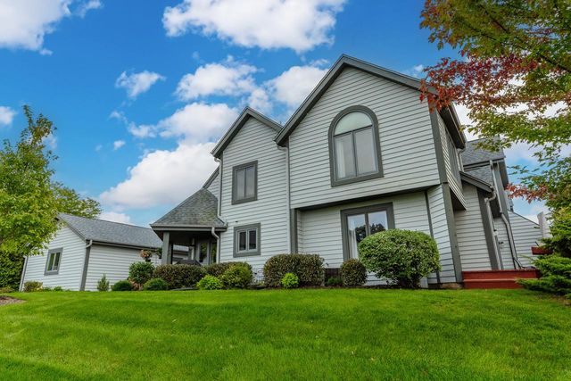 W177S7495 Harbor CIRCLE, Muskego, WI 53150