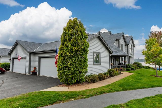 W177S7495 Harbor CIRCLE, Muskego, WI 53150