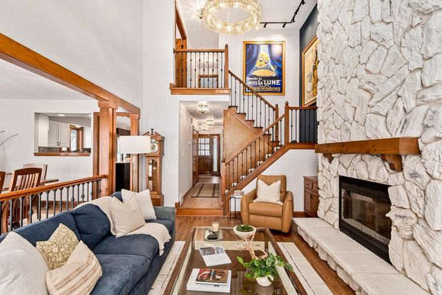 W177S7495 Harbor CIRCLE, Muskego, WI 53150