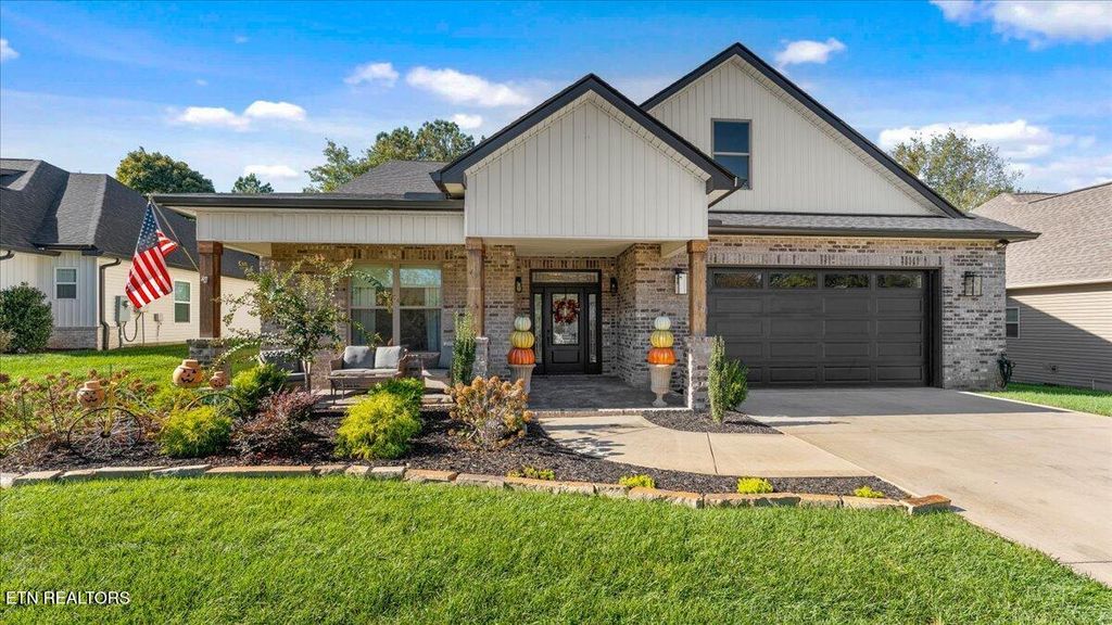140 Utsesti Way, Loudon, TN 37774