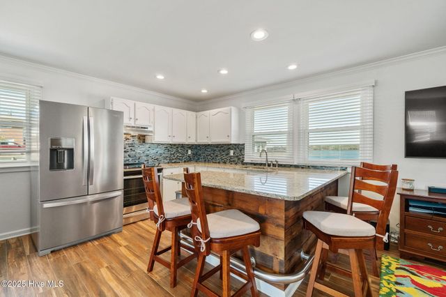 225 Great Neck Hill, Hubert, NC 28539