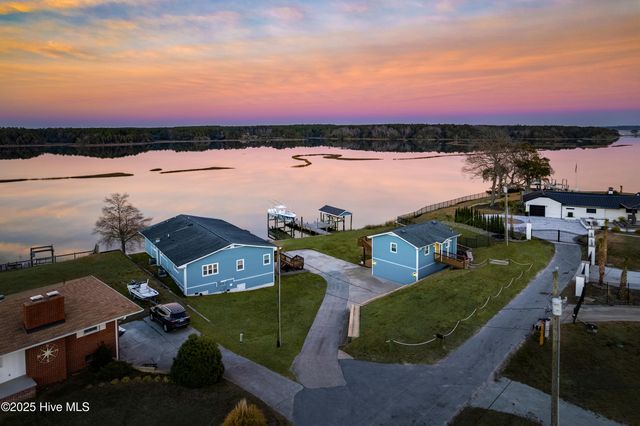 225 Great Neck Hill, Hubert, NC 28539