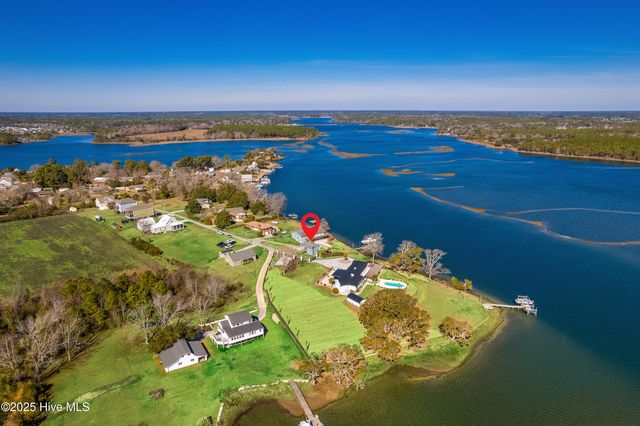 225 Great Neck Hill, Hubert, NC 28539