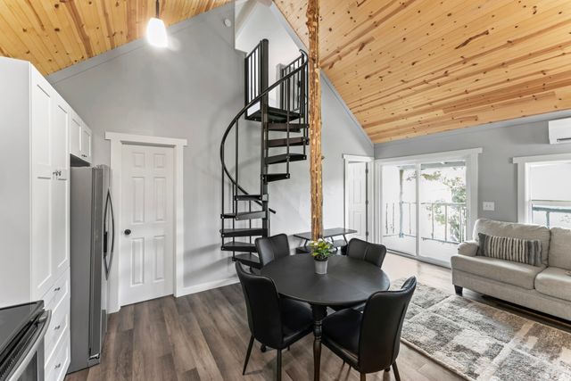 27857 Farm Road 1250, Golden, MO 65658