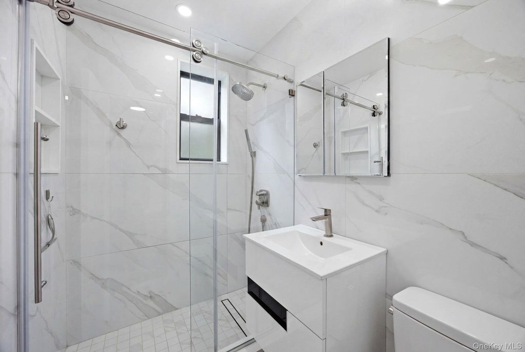 25-34 Crescent Street 2K, Astoria, NY 11102 — photo 3