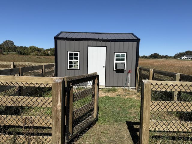 128 Emma Ln, Hohenwald, TN 38462