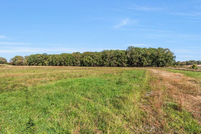 128 Emma Ln, Hohenwald, TN 38462