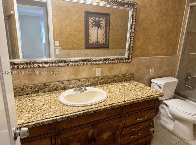 4491 Crystal Lake Dr 204B, Deerfield Beach, FL 33064