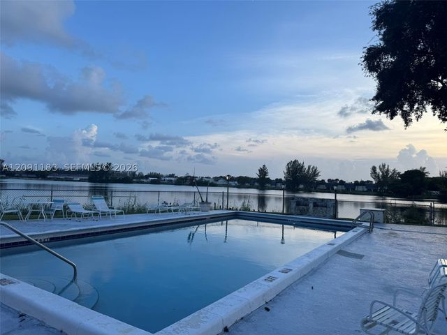 4491 Crystal Lake Dr 204B, Deerfield Beach, FL 33064