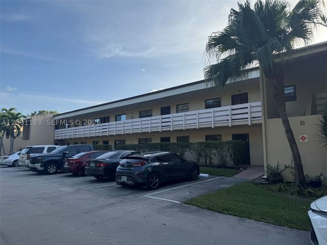 4491 Crystal Lake Dr 204B, Deerfield Beach, FL 33064