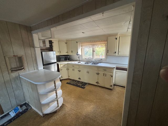 67 Hillside Avenue, Torrington, CT 06790